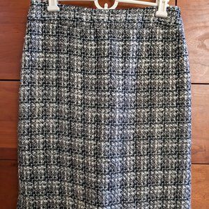 Banana Republic Black White Tweed Pencil Skirt Size 4 Great Cond! Lined